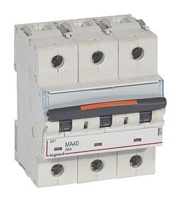 Автоматический выключатель DX³ 3P 40А (MA) 25кА