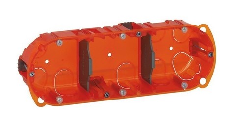 Batibox Коробка монтажная повышенной прочности 3-ная, диаметр 67 мм, глубина 40мм, оранжевая